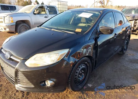 2012 Ford Focus Se z USA, uszkodzony, nr VIN 1FAHP3F27CL289931